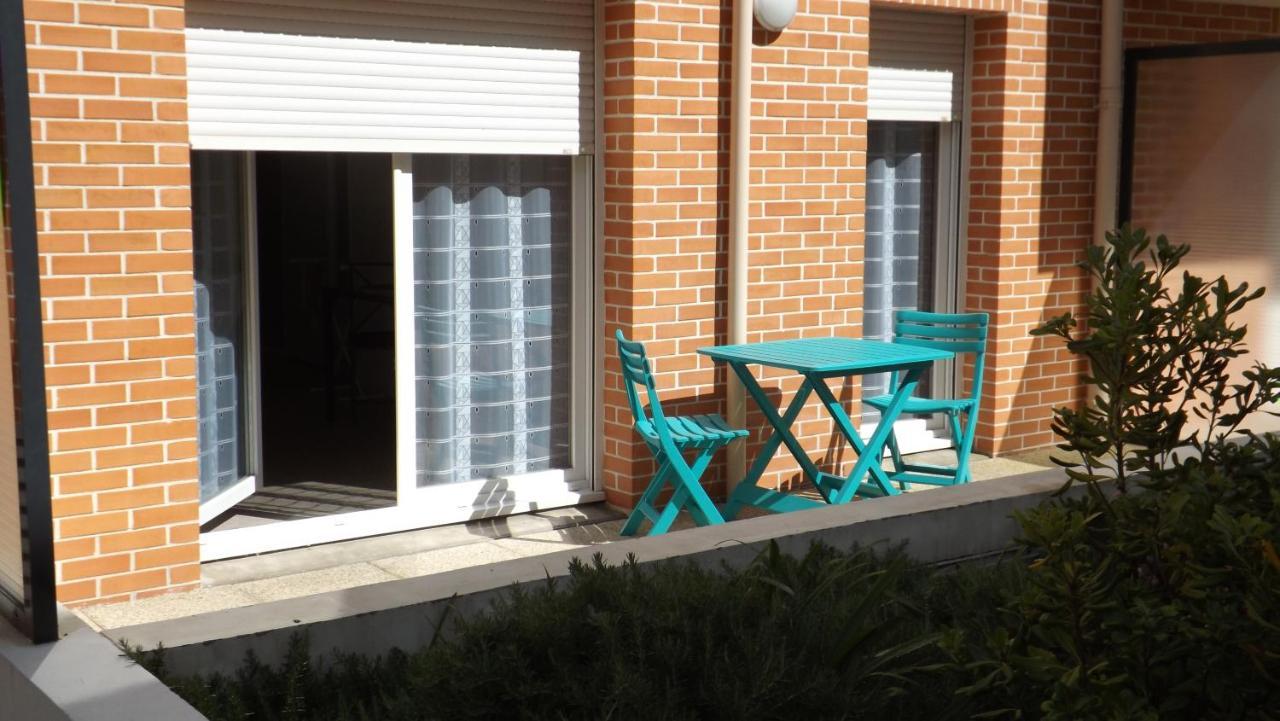 סן מלו Appartement T2 ,Parking Prive,Terrasse, 10 Mns A Pieds De La Cite Corsaire Et Ses Plages מראה חיצוני תמונה